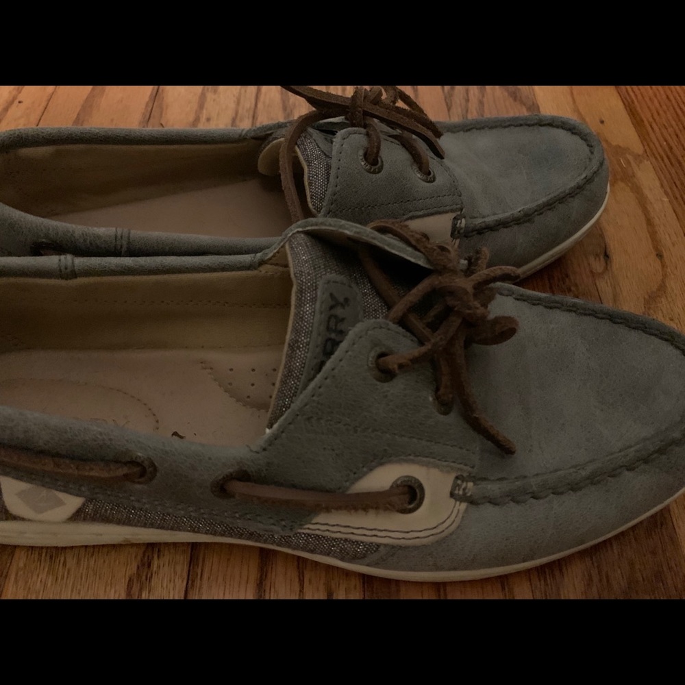 Grey sperry topsiders